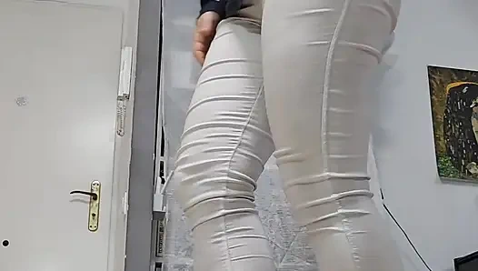 Pemodelan dan masturbasi sandal sandal spanyol