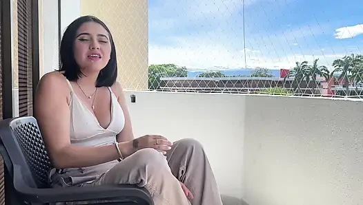 Karşı koyamadım! Manuela Alvarez iç çamaşırı olmadan duş alıyor ve ben onu banyoda sert sikmeye gidiyorum