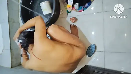 Bhai ne apni bahan ki nahte huye video bana kar vairal ki
