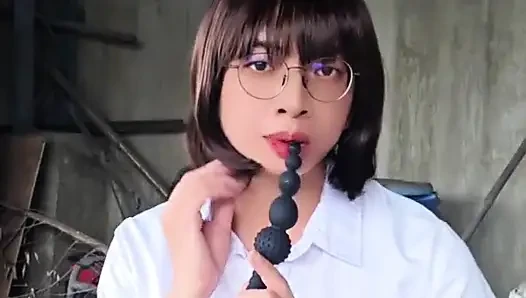Office Lady Trans Ting Xuan Masturbating Outdoors.