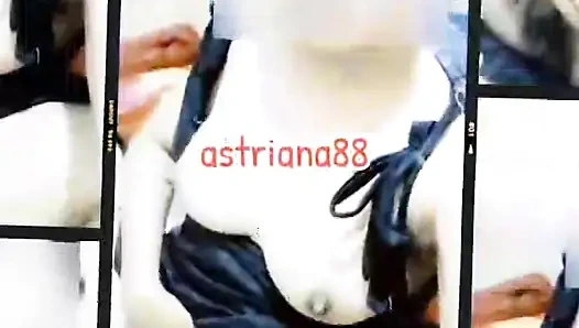 Her Bias Peaks Single Woman Need a Big Dick