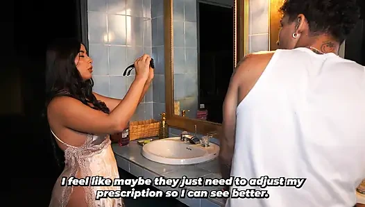 Üvey oğul yanlışlıkla büyük memeli üvey annesini sikiyor - thiago lopez ve lina henao