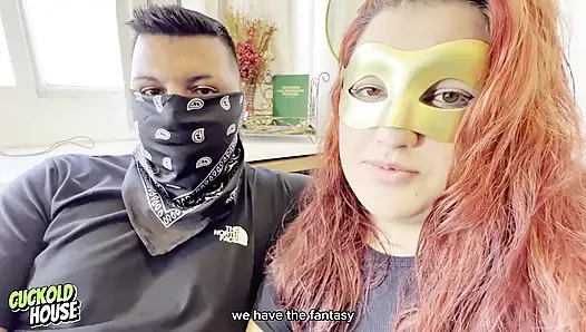 A Cuckolded Invites Two Guys to Have Sex with His Fiancée on the Living Room Sofa