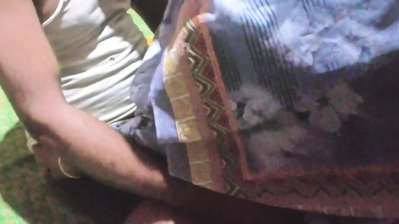 Sweet Desi Indian Beautiful Step Sister Having Sex With Huge Penis Best Sexy Bhabhi.