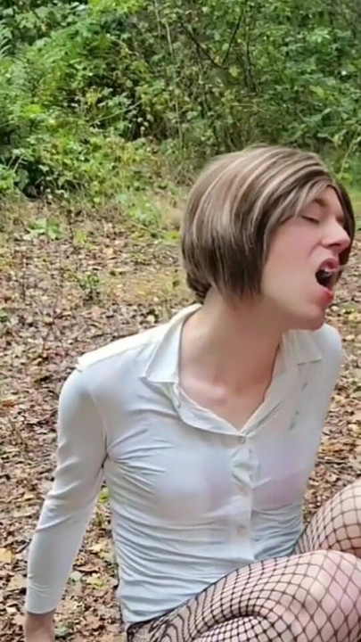 Dirty outdoor play in the park | Clip 1