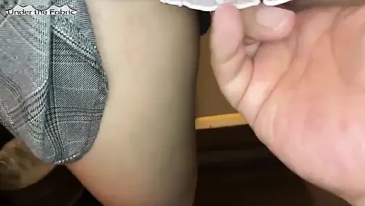 Cfnmheat dengan mantan pembantu?style cantik, patuh dan berpakaian lengkap dalam permainan sensual