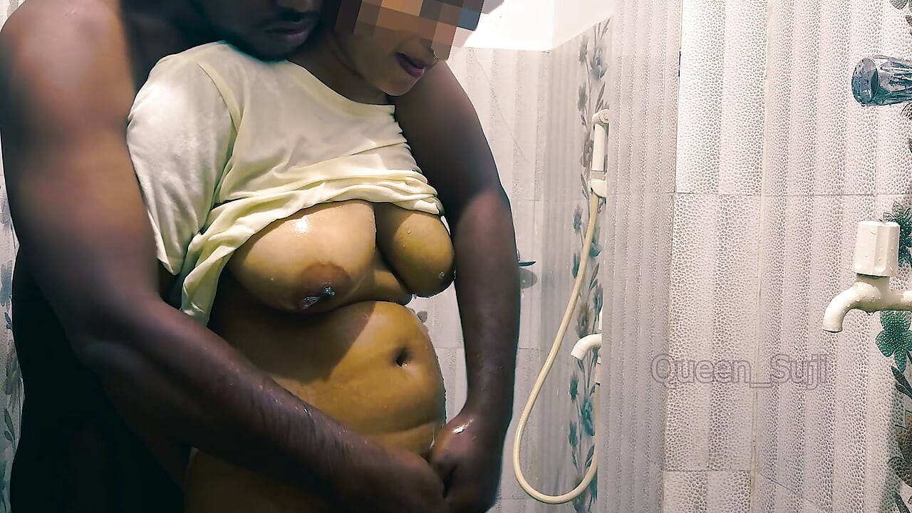 Suji Bhavi having sex in the bathroom