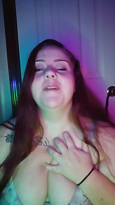 JOI: Σας ικετεύω. Παρακαλώ χύστε πάνω μου