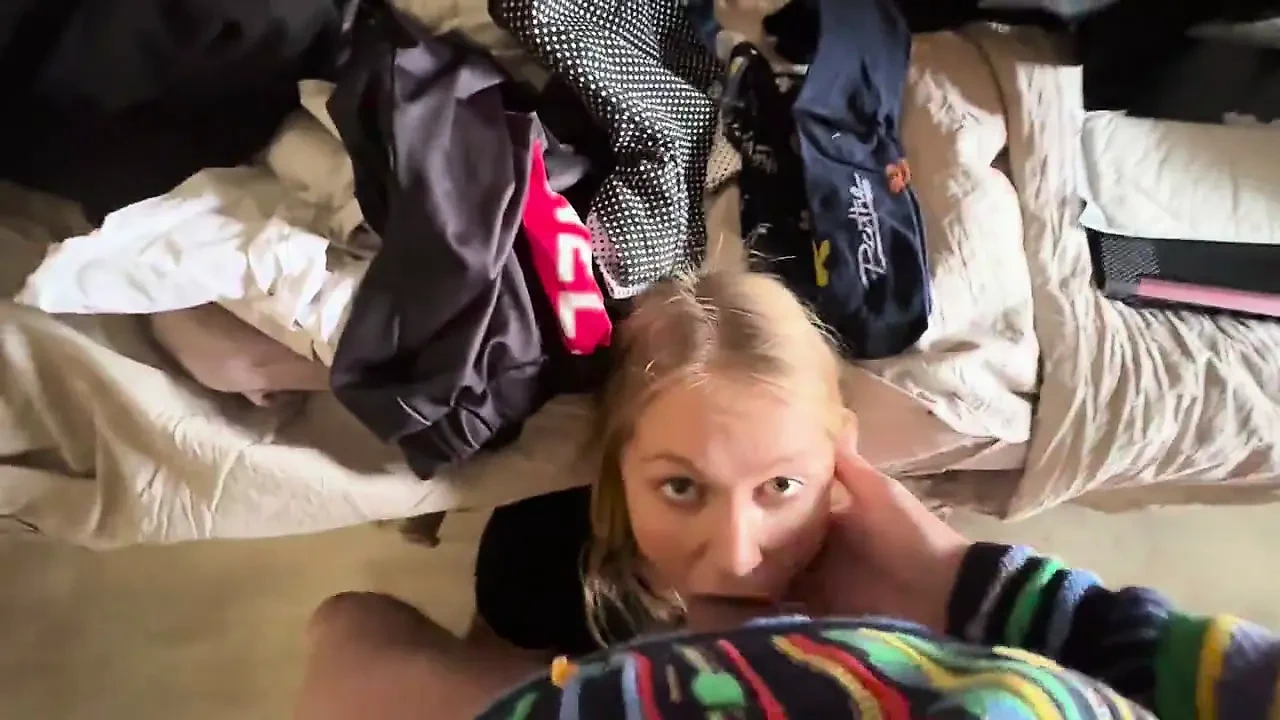 Blowjob facial 8 months pregnant