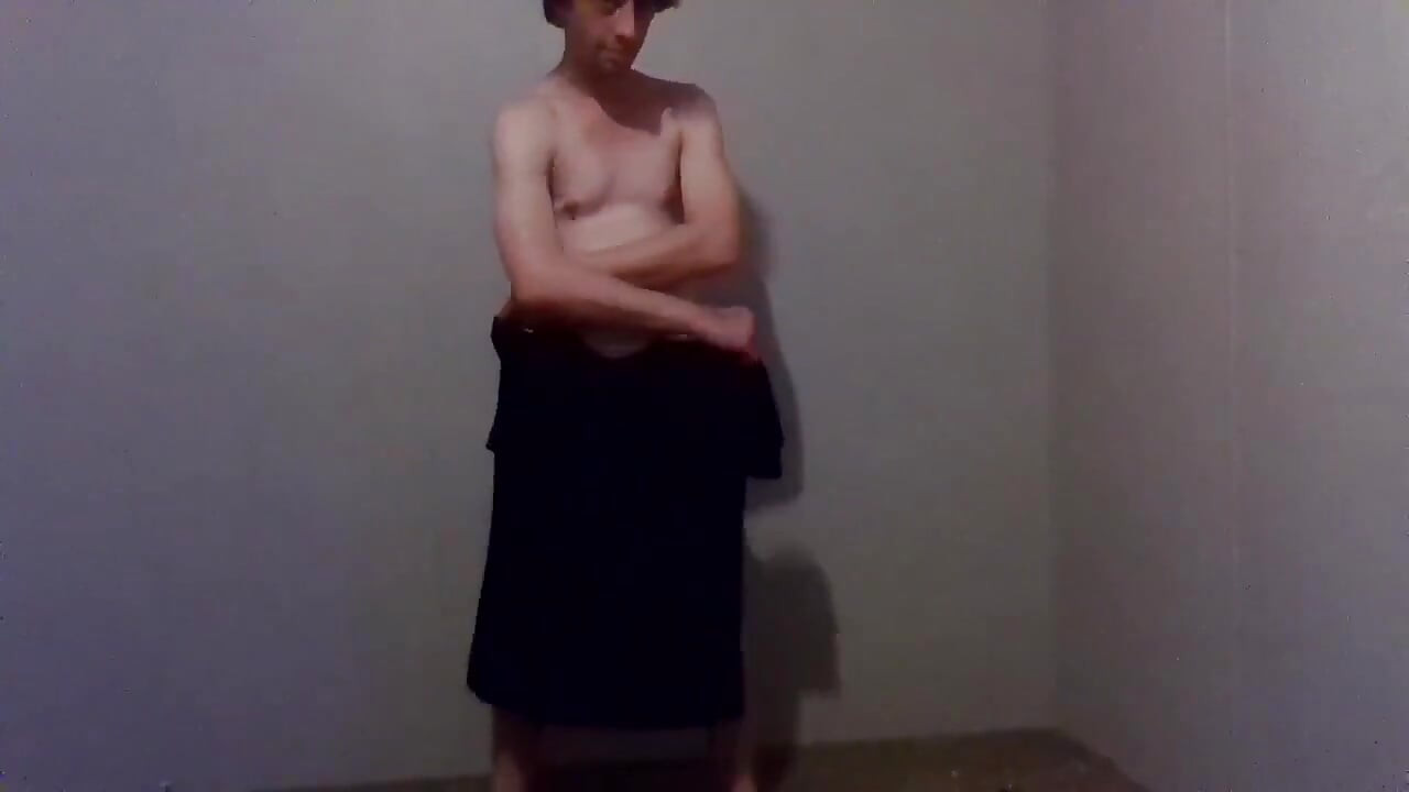 Încercând haine; Joacă, îmbrăcare și dezbrăcare - tricou imprimat, partea 12