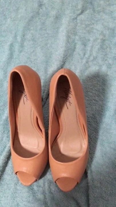 wifes nude heels