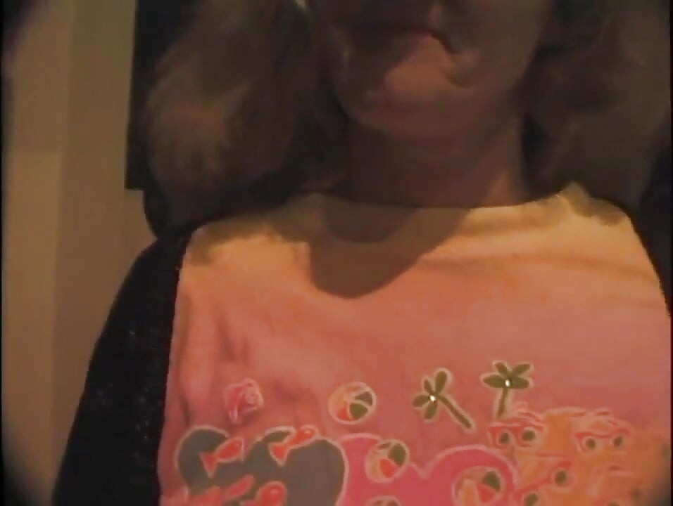 Blond milf uwielbia kutasa w ustach uwielbia dildo w cipce