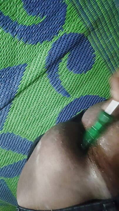 अकेले गांड में इंडियन हॉस्टल का कमरा अकेले गांड में इं. डियन हॉस्टल का कमरामेरी गांड का छेद बड़ा है, स्तन बड़े हैं, दिन का आनंद लें अकेले गा