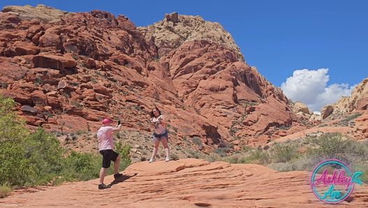 Ashley at Red Rock Canyon - Behind the scenes photo shoot !