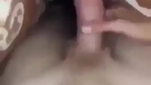 Ibu tiriku ngocok kontolku