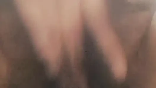 Mom plays with her fingers in her juicy vagina after urinating