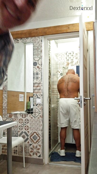 Mr Guru Get Sucked off. Bodybuilder Stepdaddy After Work