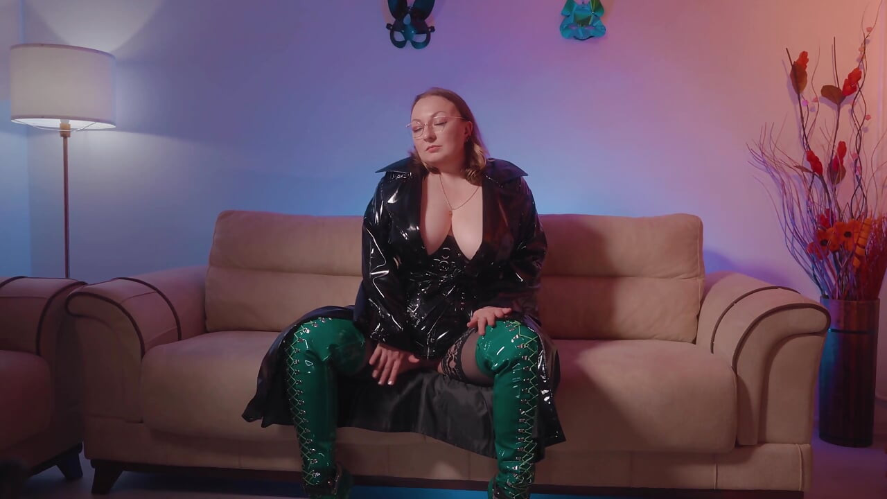 A Domineering Mistress Orders Her Slave to Fuck Her Doggy-style, Then Gives Him a Hell of a Handjob While Wearing Wristwatch