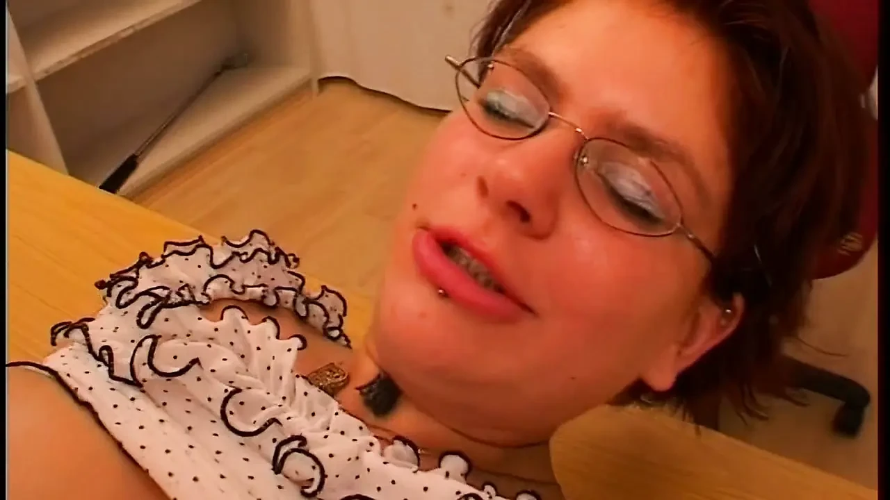 Horny ass wants big cock