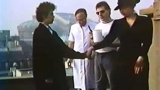 Bildung für Unterwerfung (1985)