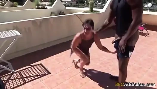 Kecanduan kontol besar pria kulit hitam - istriku suka banget sama kontol besar pria kulit hitam