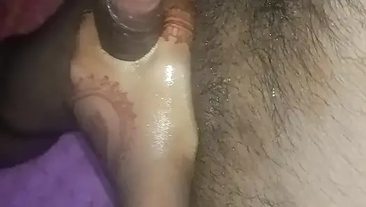 Kakak tiri membantuku masturbasi saudara tiri dan saudara tiri