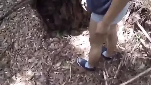 Horny gf fucked in the middle of the forest, can't wait till home