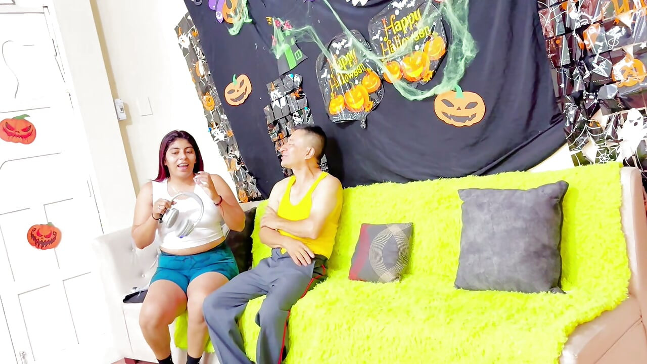The beautiful stepdaughter celebrates Halloween by fucking her stepfather
