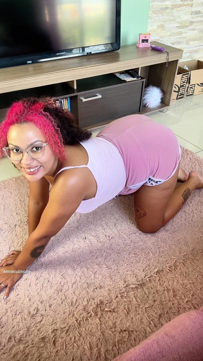 Gazlı kız osuruk ve geğirme derlemesi yüksek sesle doğal gaz kesintisiz patlamalar