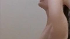 Tina Krause: sexy nacktes Mädchen - Bodyshop