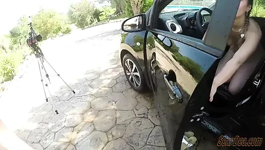Açık havada araba yıkama sikişi