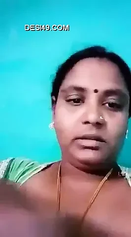 Aunty milking her tits