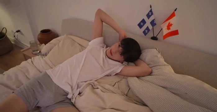 Lucky to be fucked by a white guy big dick