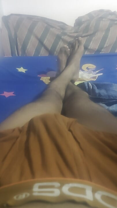 Step Stepsister Is Holding My Penis in Her Hand and Shaking It