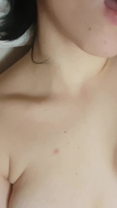 Horny nympho cums bad using her vibrator | Clip 1