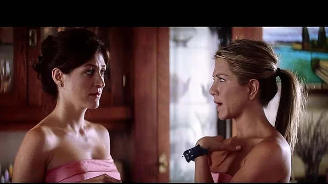 Jennifer Aniston, Jennifer Connelly & Scarlett Johansson HOT