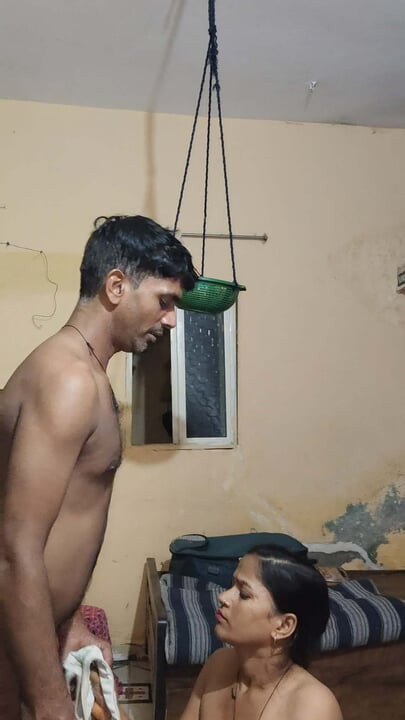 Deshi bhabhi ki hindi me mast chudai video