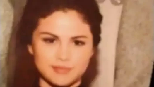 Cum haraç selena gomez