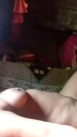 desi bitch showing body-4