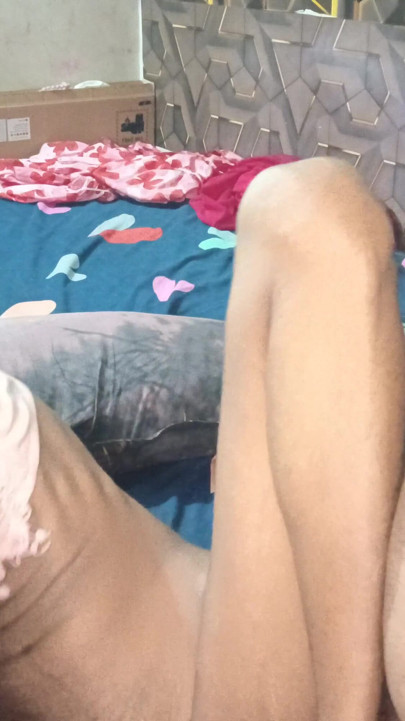 Desi Hindi Anal Sex Bhabhi Ki Gand Mari Tange Utha Ke | Clip 1