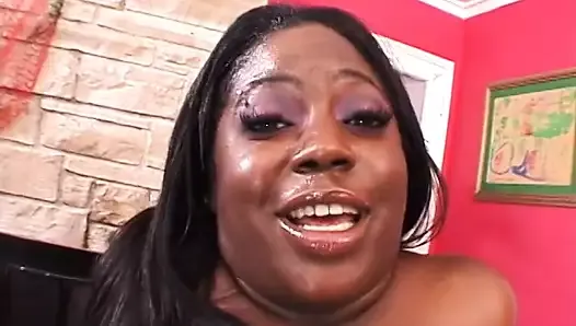 Fat ebony babe takes dick in her cunt and cock juice on her face