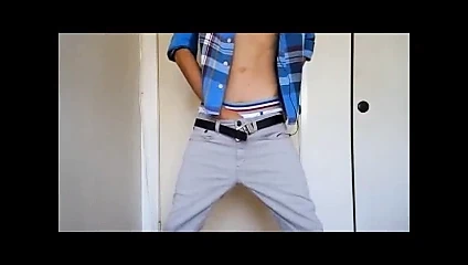 sagging wank Geil abgespritzt