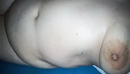 Roma hot erotic belly-tits-pussy adoration – her soft stretch marky belly, swollen, hard breasts and wet, shiny pussy slowly seducing, intimate