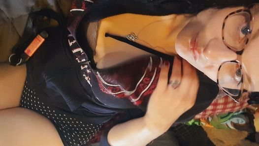 Babykittyfuk - striptease sexy, sacudidas de culo y tetas