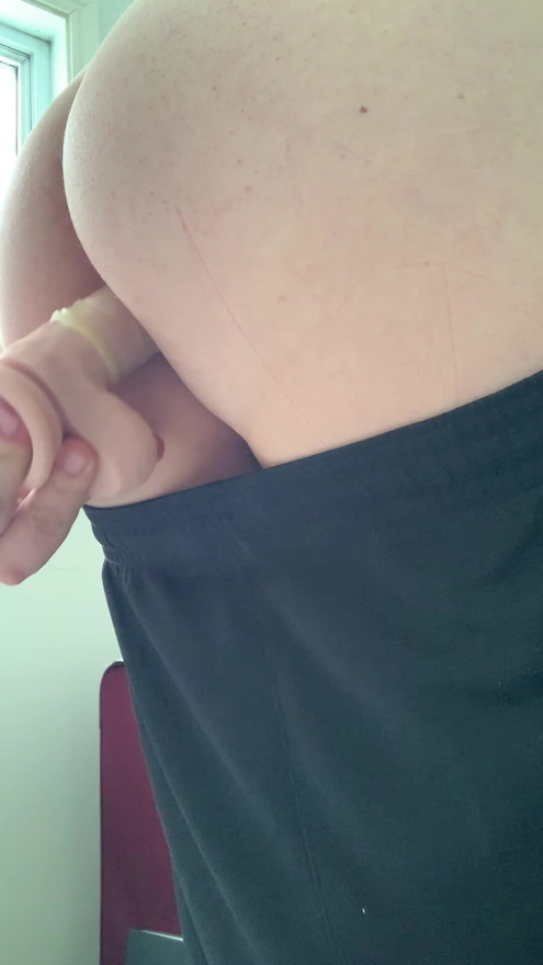 Thick bottom ass taking 8 inch dildo with condom
