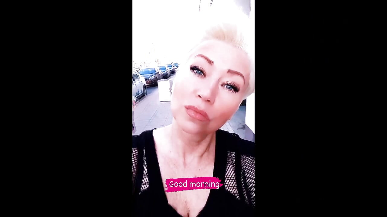 素晴らしい成熟したスラット妻エイミーの魔法のような口、ホットなミルフ...!