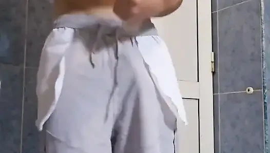 Cezayirli Siktir ve Vücudumu Oyna
