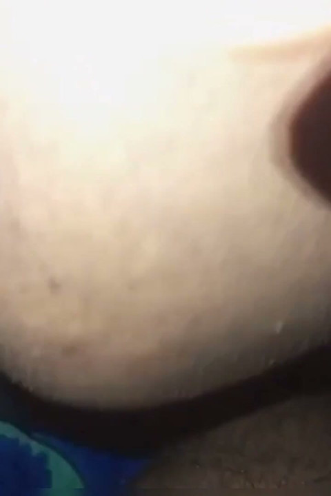 阿姨用胸部摩擦阴茎, 还被操了肛门
