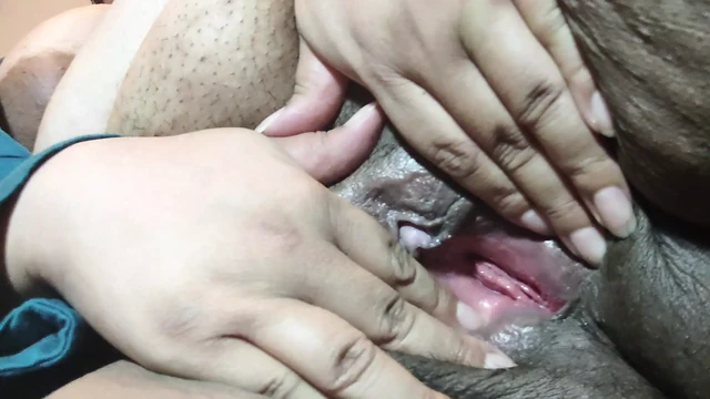 Kitty Rosario Horny Wife Clit Rubbing Masturbation Up Close