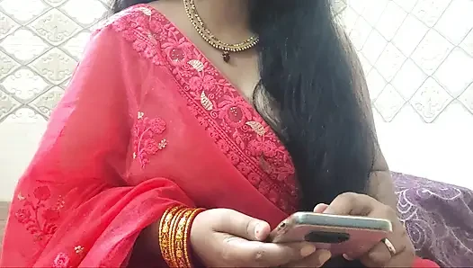 Kakak ipar india nggak pernah main peran lagi asik fingering memeknya sambil ngomong jorok